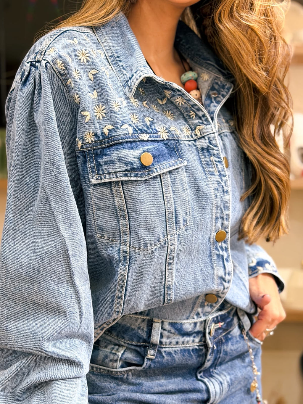 CHAQUETA JEAN BORDADA ECLATT