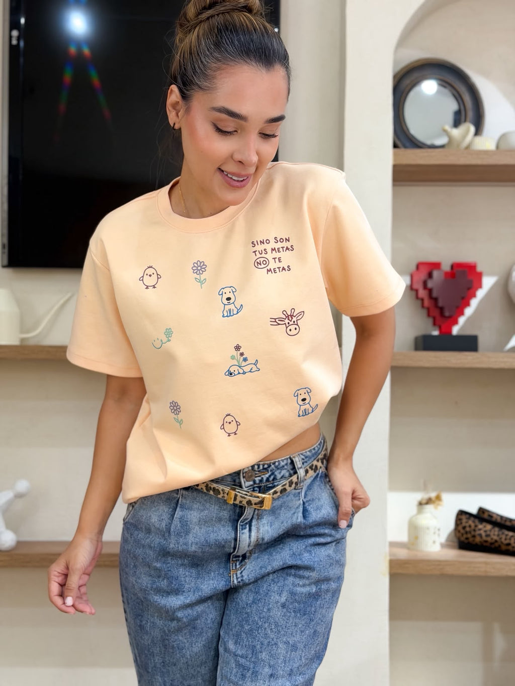 CAMISETA OVERSIZE ILUSTRADA  "SI NO SON TUS METAS NO TE METAS"